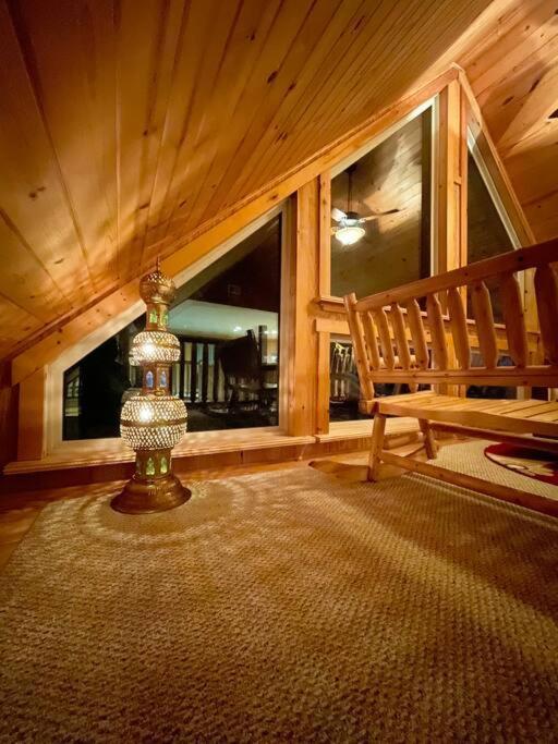 One Of A Kind Rustic Log Cabin Near Bryce Resort - Large Game Room - Fire Pit - Large Deck - Bbq Basye Εξωτερικό φωτογραφία