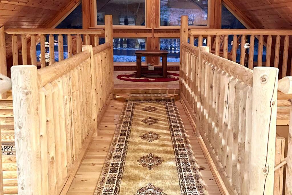 One Of A Kind Rustic Log Cabin Near Bryce Resort - Large Game Room - Fire Pit - Large Deck - Bbq Basye Εξωτερικό φωτογραφία
