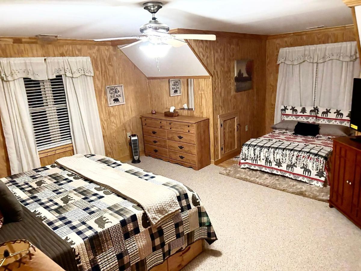 One Of A Kind Rustic Log Cabin Near Bryce Resort - Large Game Room - Fire Pit - Large Deck - Bbq Basye Εξωτερικό φωτογραφία