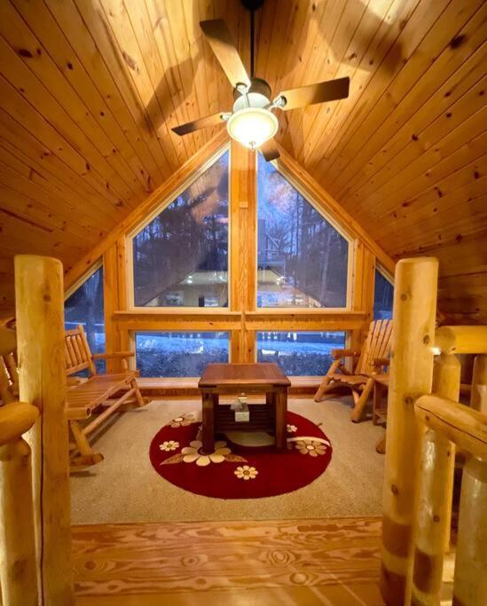 One Of A Kind Rustic Log Cabin Near Bryce Resort - Large Game Room - Fire Pit - Large Deck - Bbq Basye Εξωτερικό φωτογραφία